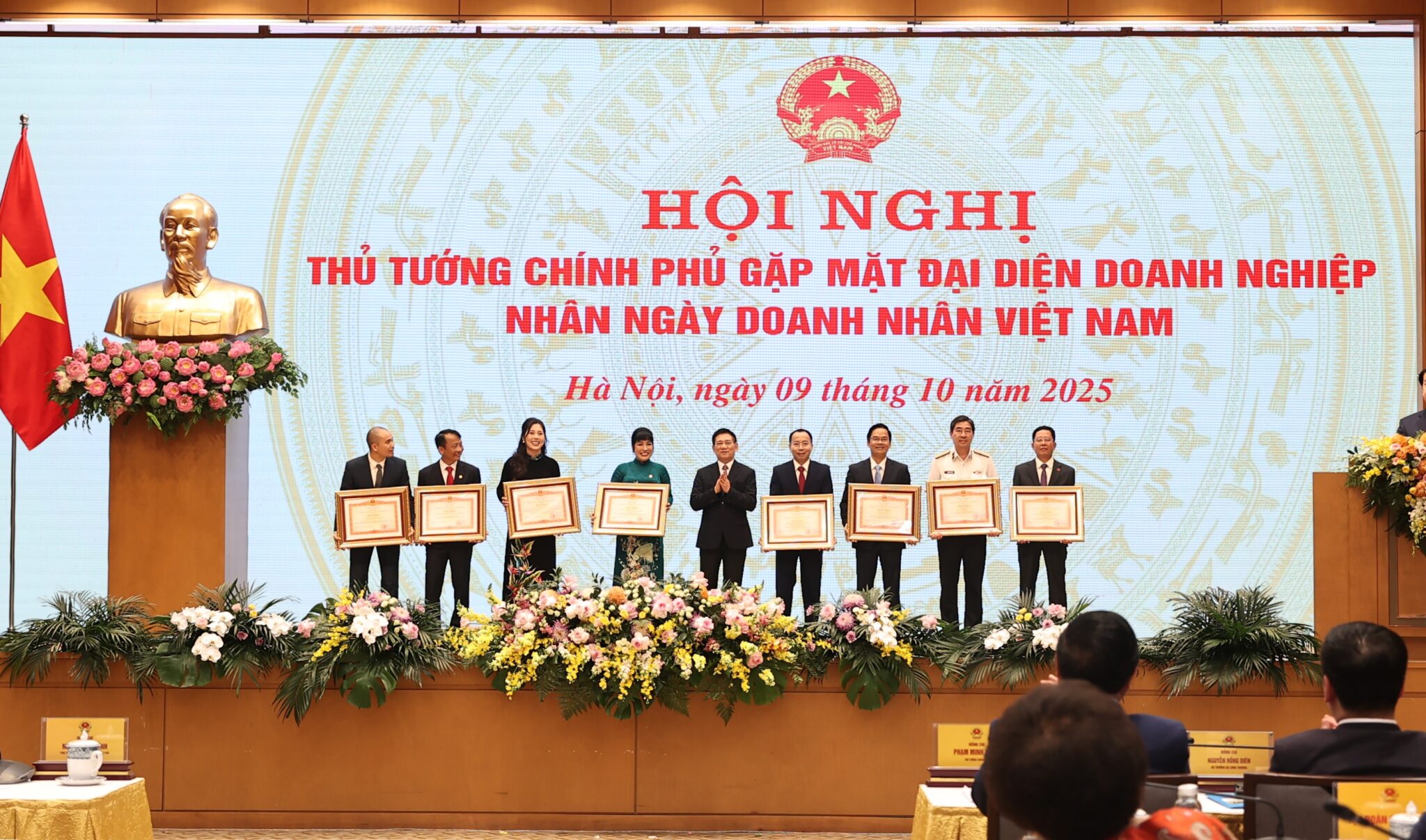 Hội nghị Thủ tướng Chính phủ gặp mặt đại diện doanh nghiệp 6
