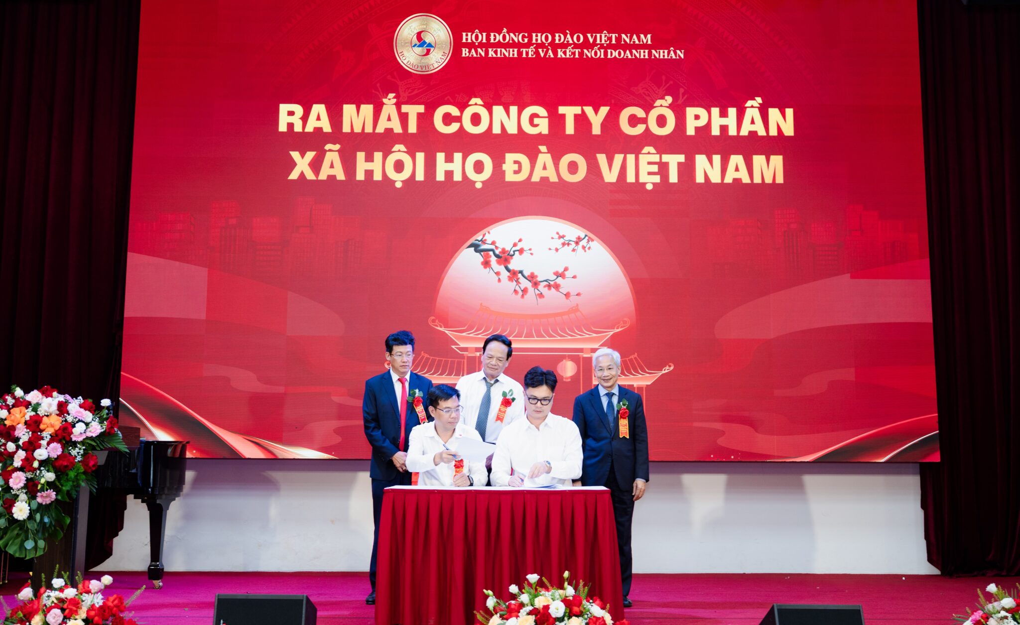 Diễn đàn Doanh nhân Họ Đào 2026 rsl 4